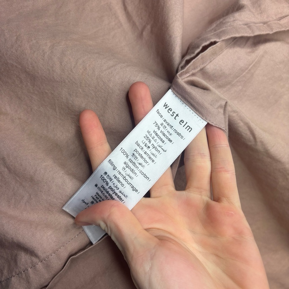 West Elm Dusty Pink Velvet Quilted Pillow Sham Pillow Case Standard Girly Preppy - Picture 8 of 10